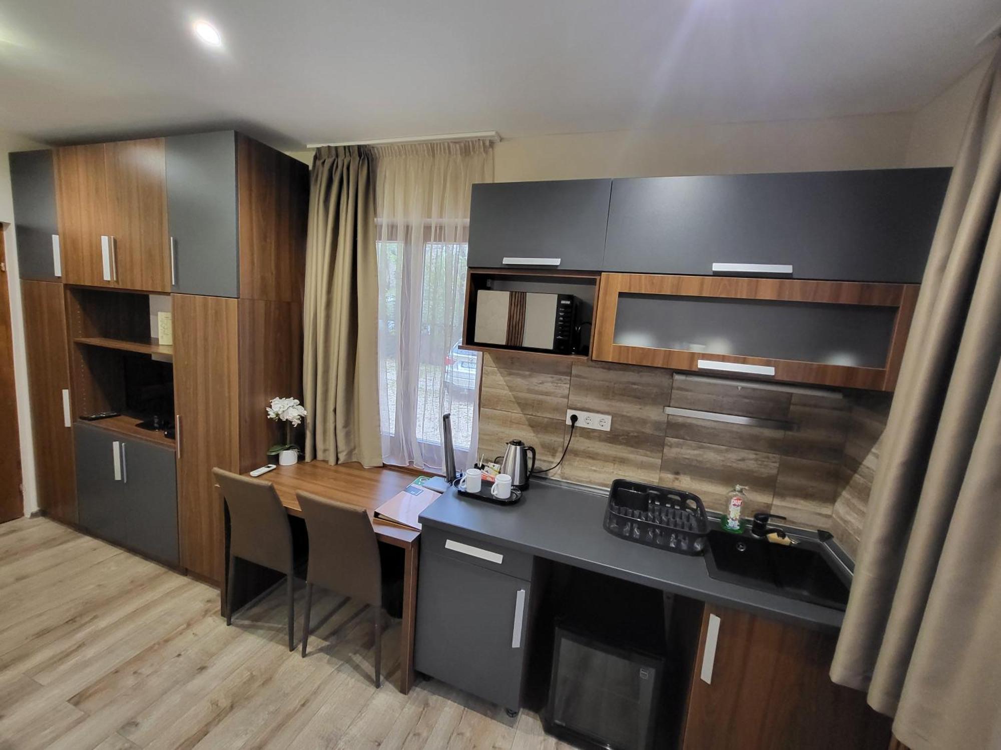 Ven Diofa De Lux Panzio Bed and Breakfast Szeged Eksteriør billede